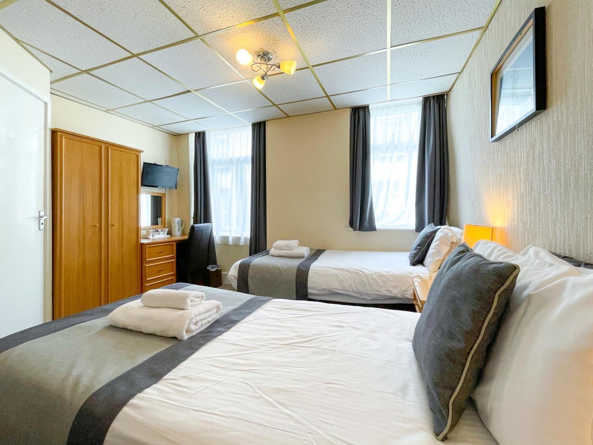 The Auckland Hotel Моркем Екстер'єр фото